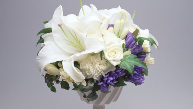 家居百合花花瓶插花 家居百合花花瓶插花