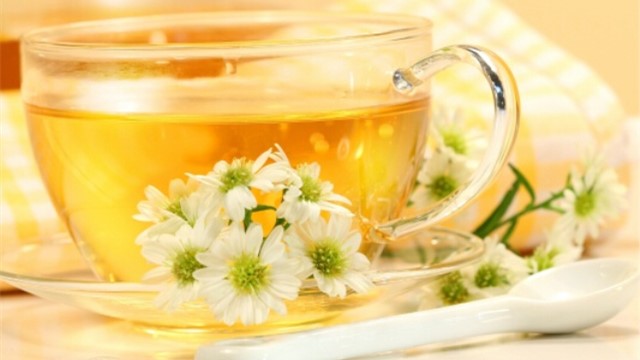 菊花茶的功效与禁忌 菊花茶的功效与禁忌